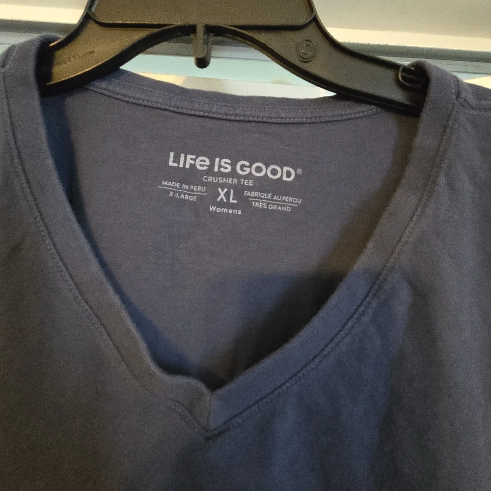 Life Is Good Dark Blue Elephant Tee - Picture 5 of 5